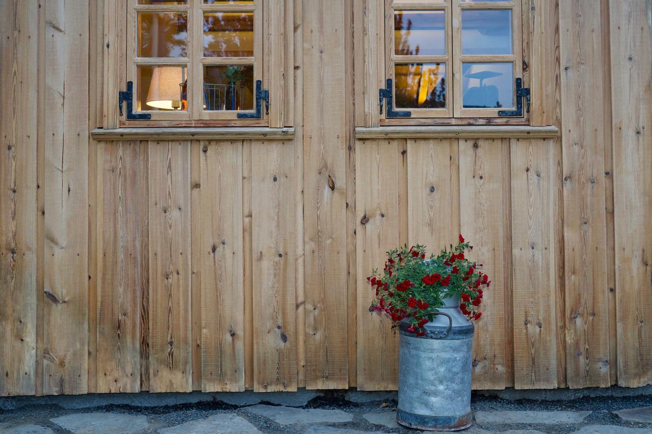 Islandsbaerinn /Old Farm Akureyri Exterior foto